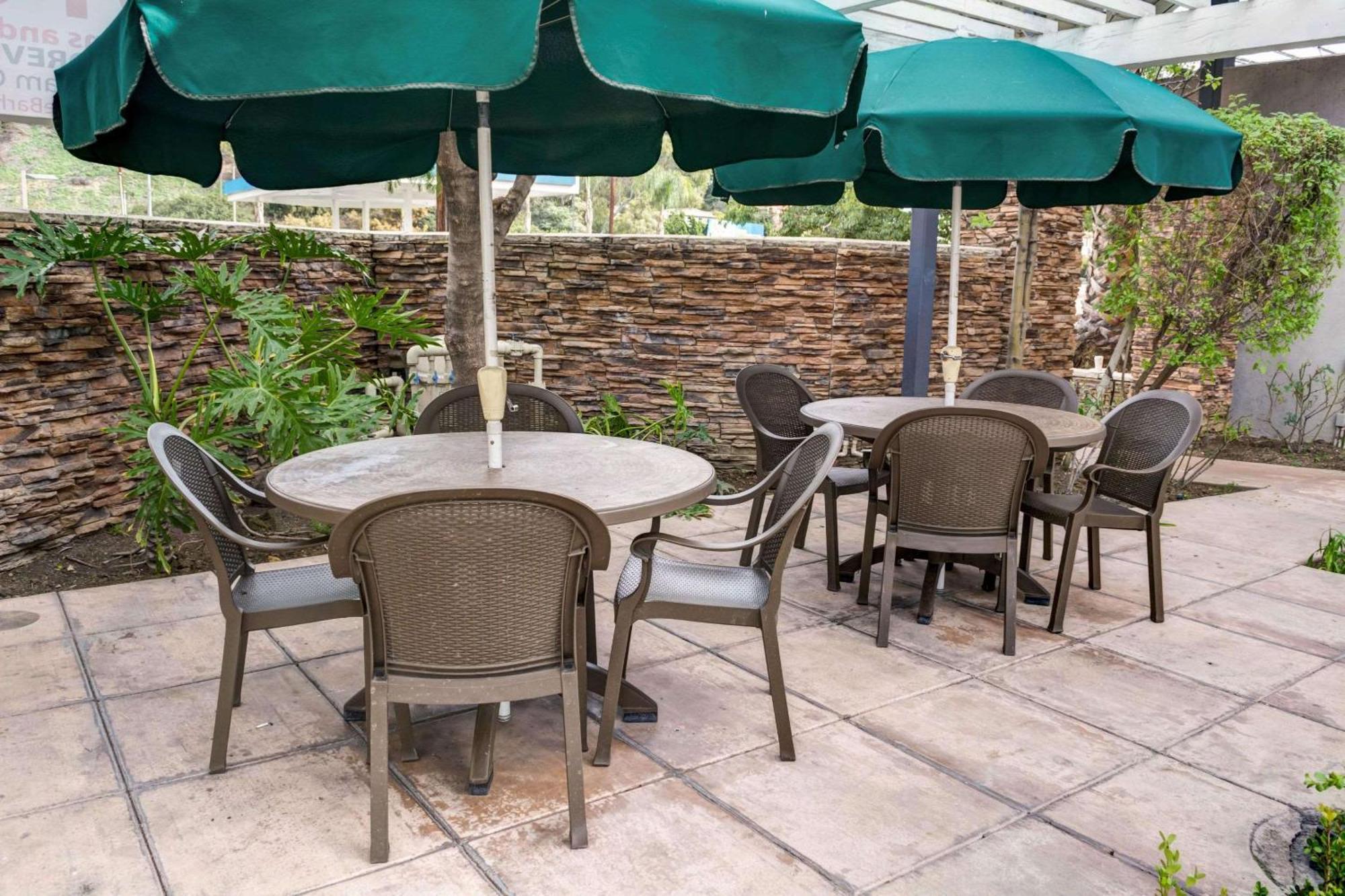לוס אנג'לס Tilt Hotel Universal-Hollywood, Ascend Hotel Collection מראה חיצוני תמונה