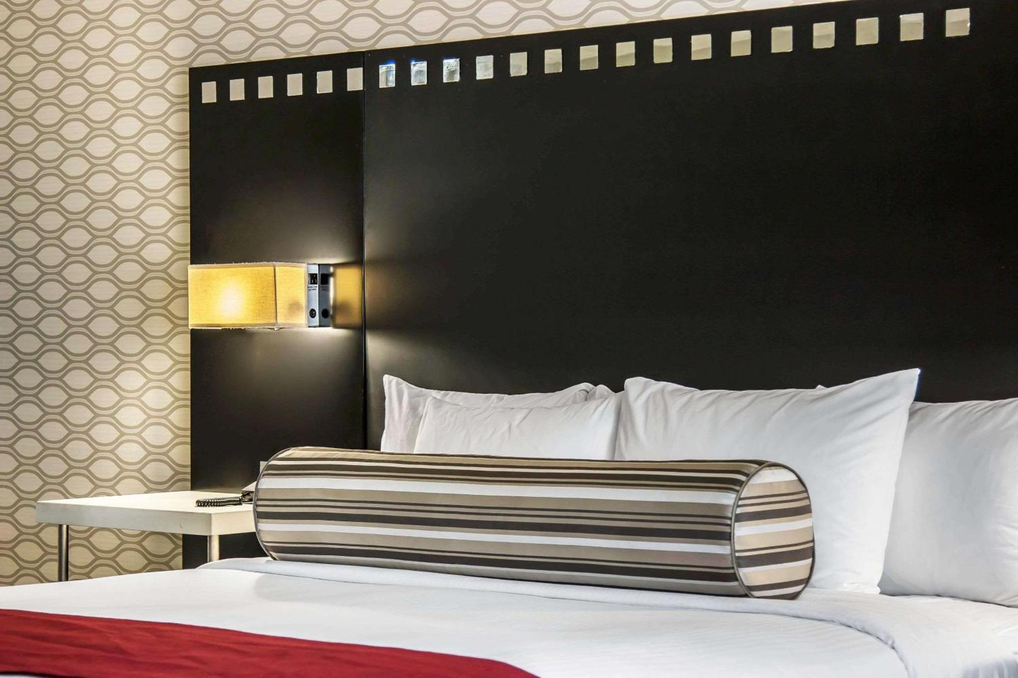 לוס אנג'לס Tilt Hotel Universal-Hollywood, Ascend Hotel Collection מראה חיצוני תמונה